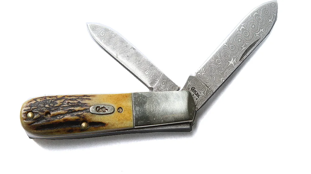 Case Barlow two-blade pocket knife with a jigged bone handle, blades open