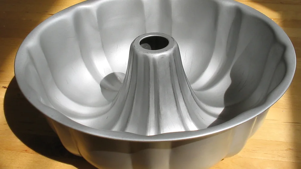 A fluted aluminum Bundt cake pan. Representative photo, not the exact product.